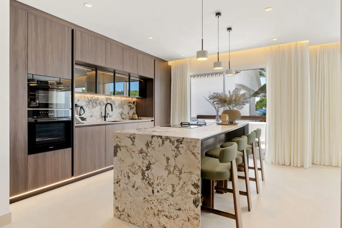 Middle Floor Apartment in Marbella
