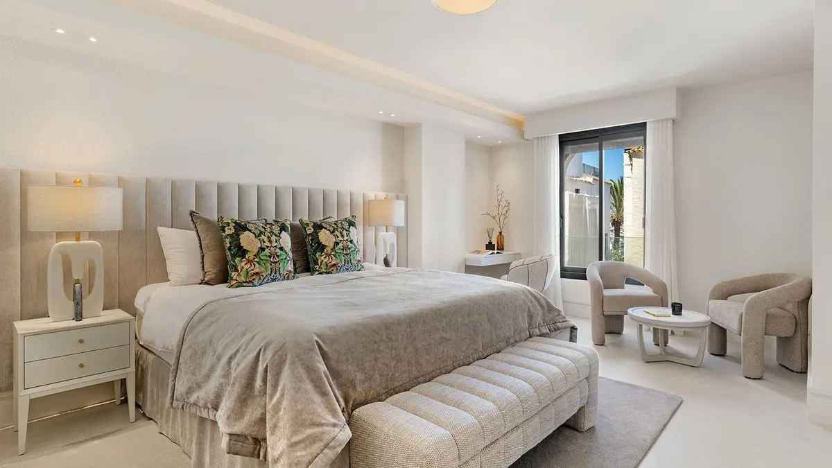 Middle Floor Apartment in Puerto Banús