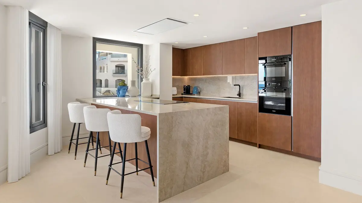 Middle Floor Apartment in Puerto Banús