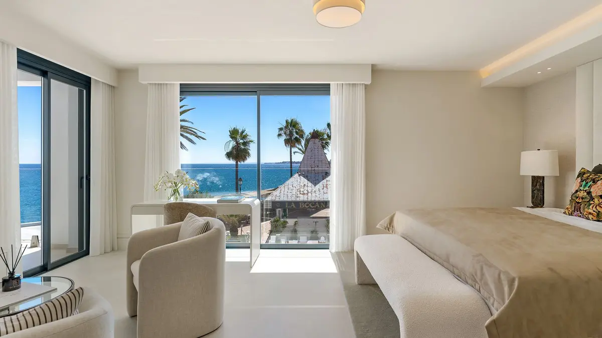 Middle Floor Apartment in Puerto Banús