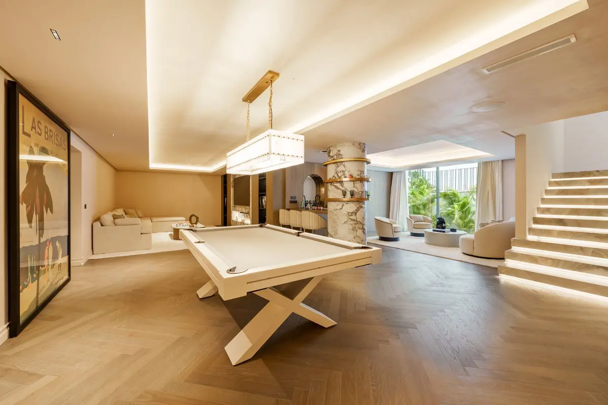Detached Villa in Nueva Andalucía