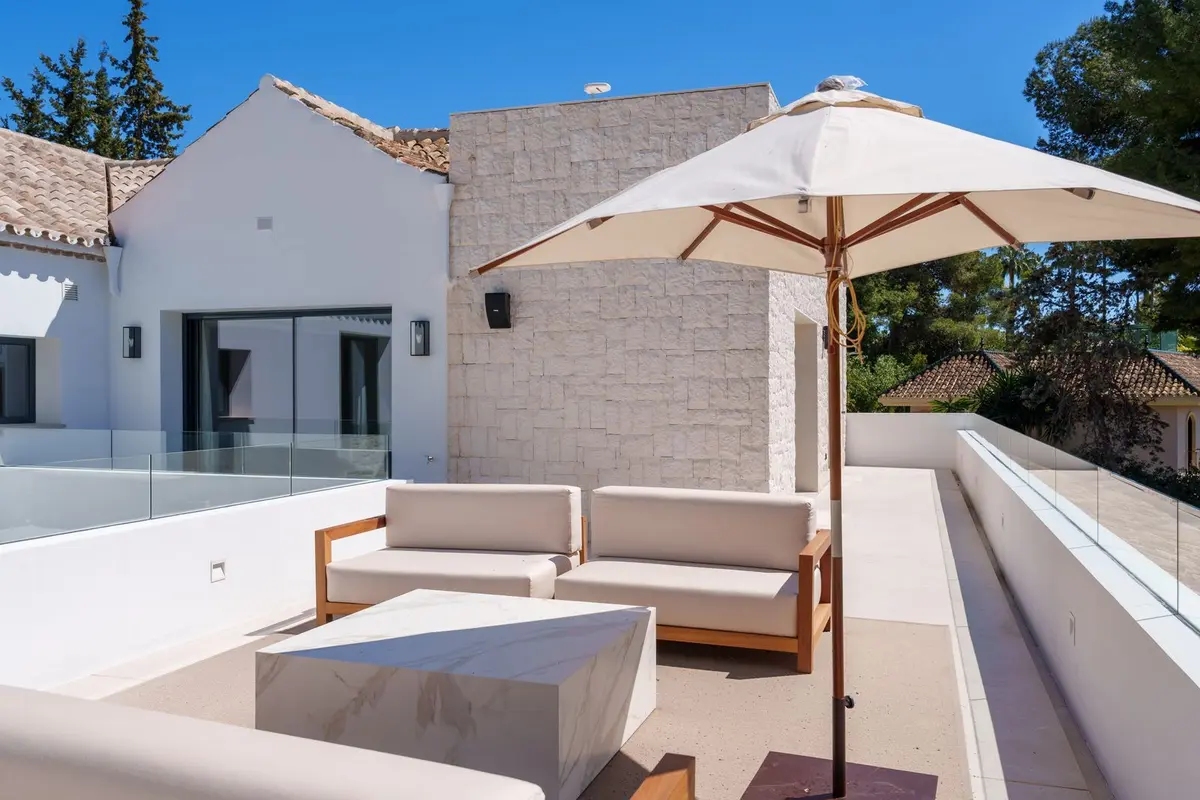 Detached Villa in Nueva Andalucía