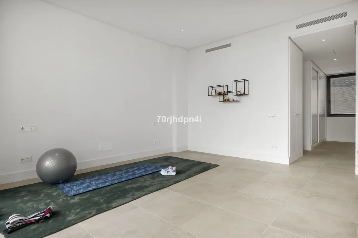 Detached Villa in Cabopino