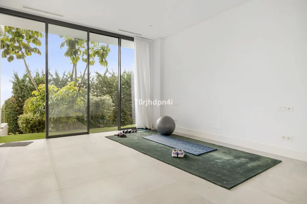 Detached Villa in Cabopino