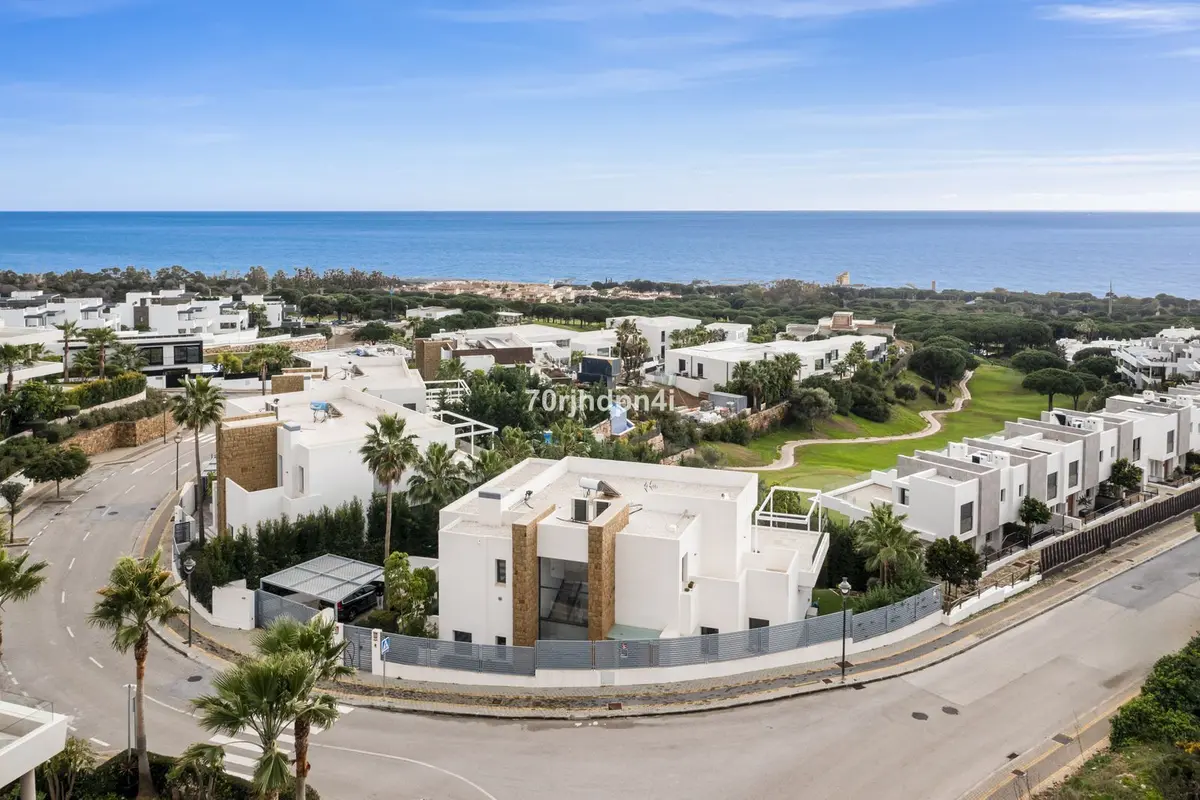 Detached Villa in Cabopino