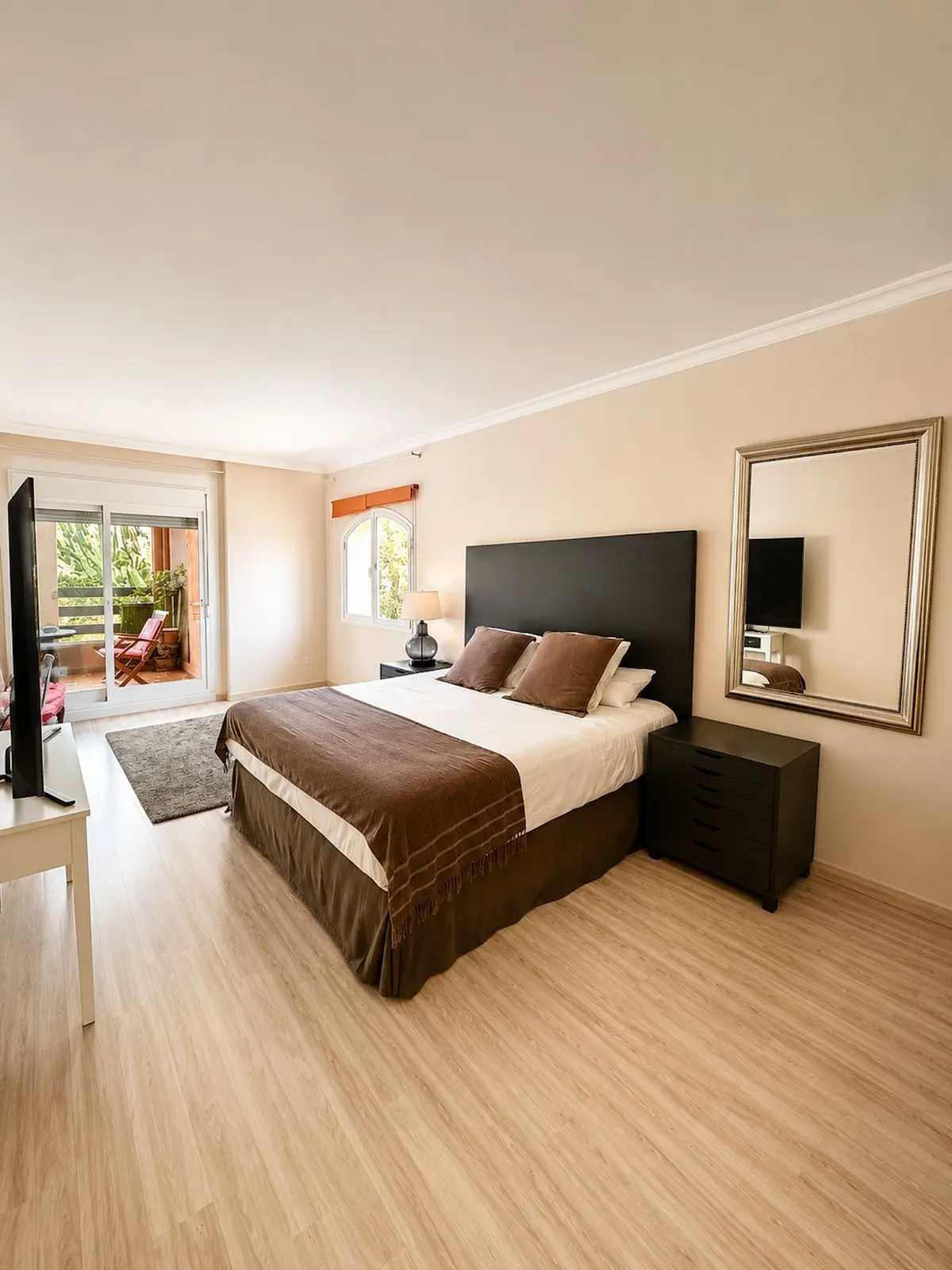 Middle Floor Apartment in Guadalmina Baja