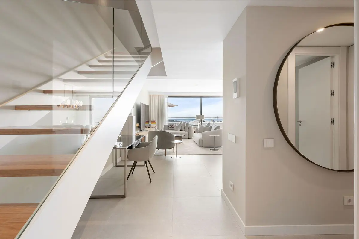 Middle Floor Apartment in Estepona