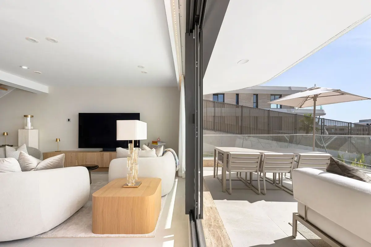 Middle Floor Apartment in Estepona