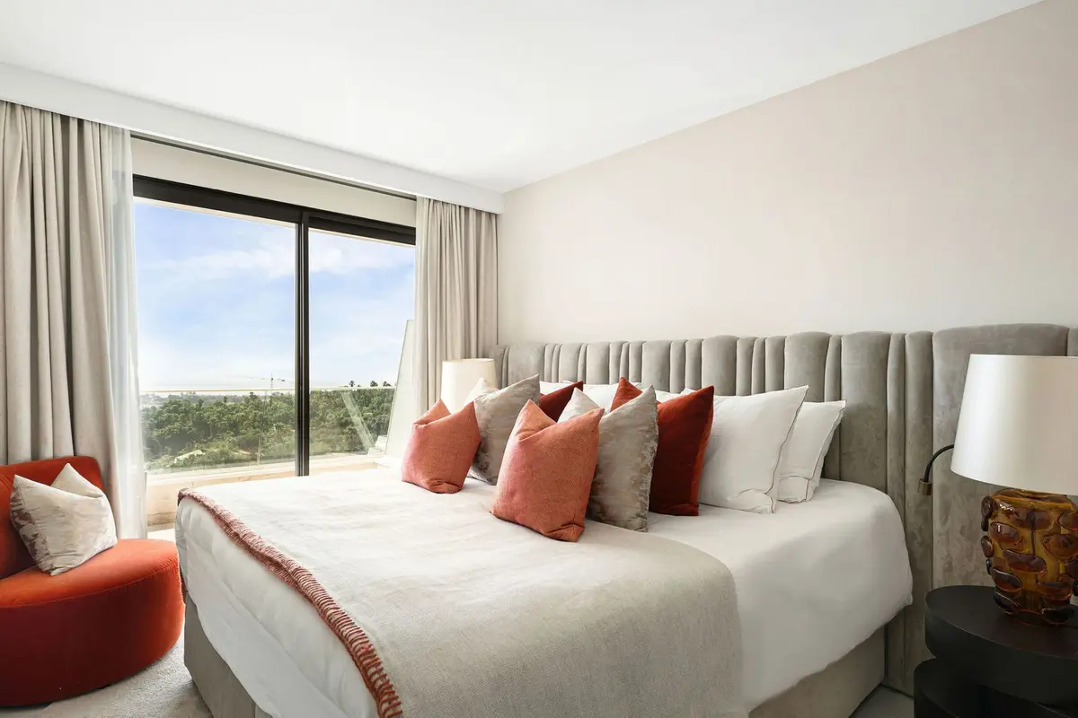 Middle Floor Apartment in Estepona