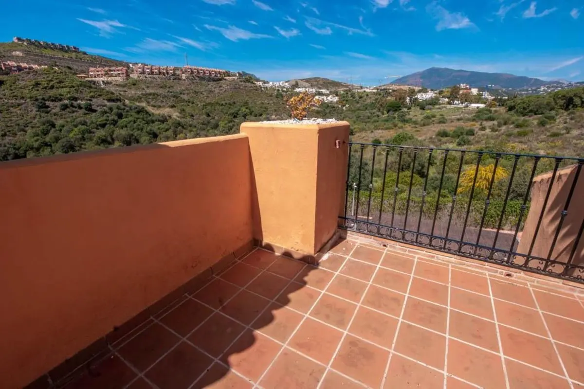Semi-Detached House in El Paraiso
