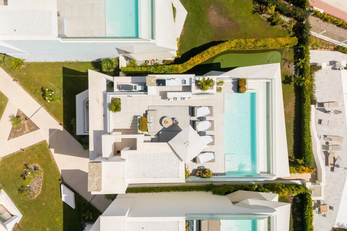 Detached Villa in Nueva Andalucía