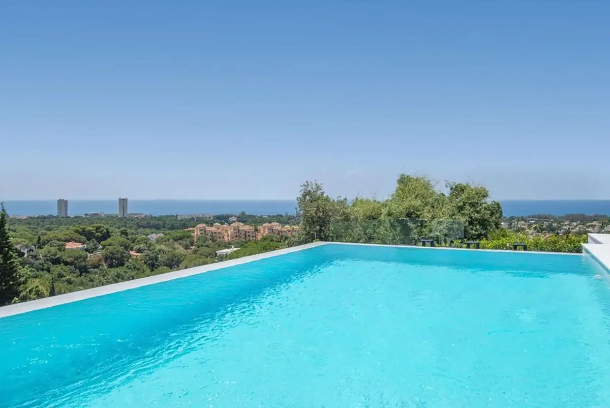 Detached Villa in Elviria
