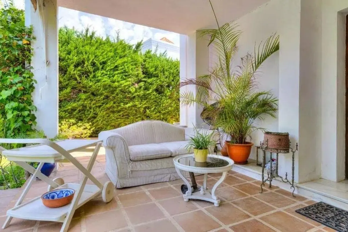 Detached Villa in Nueva Andalucía