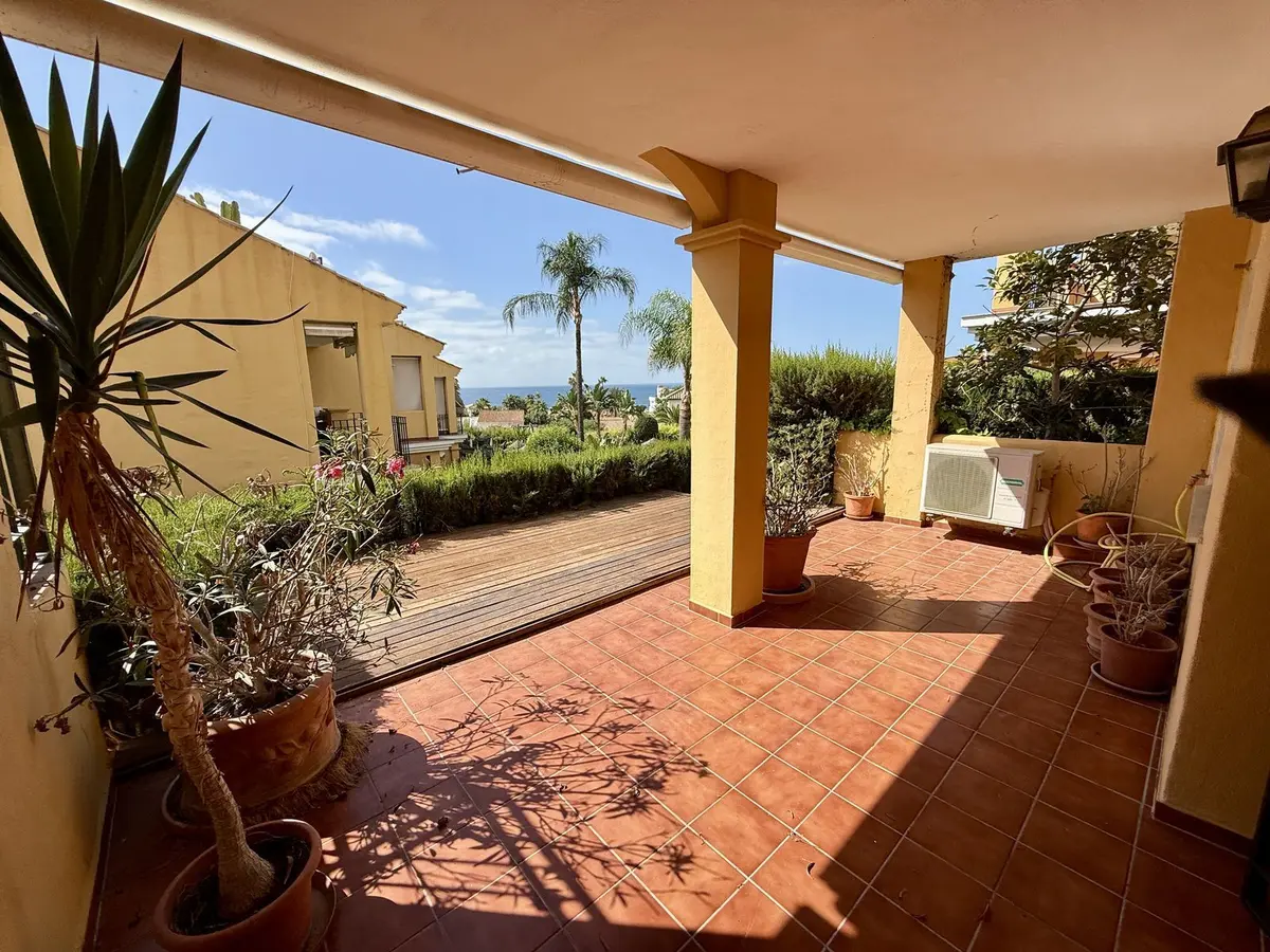 Semi-Detached House in Elviria