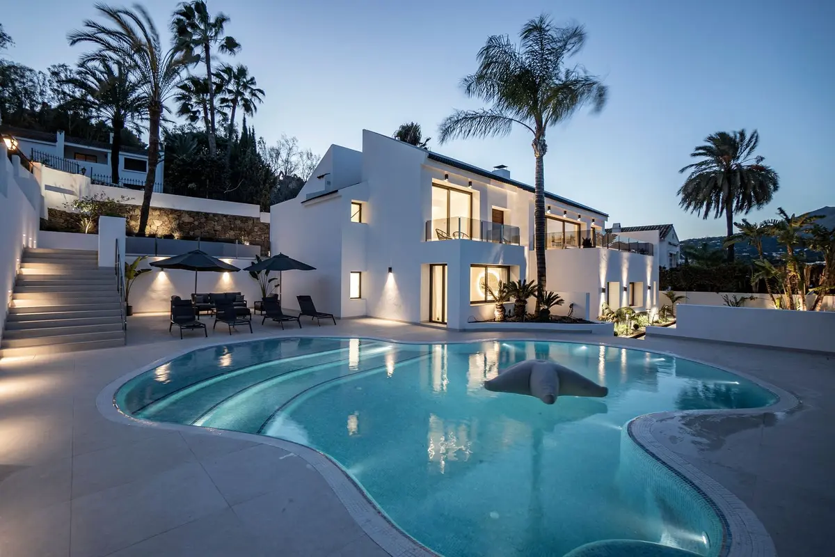 Detached Villa in Nueva Andalucía
