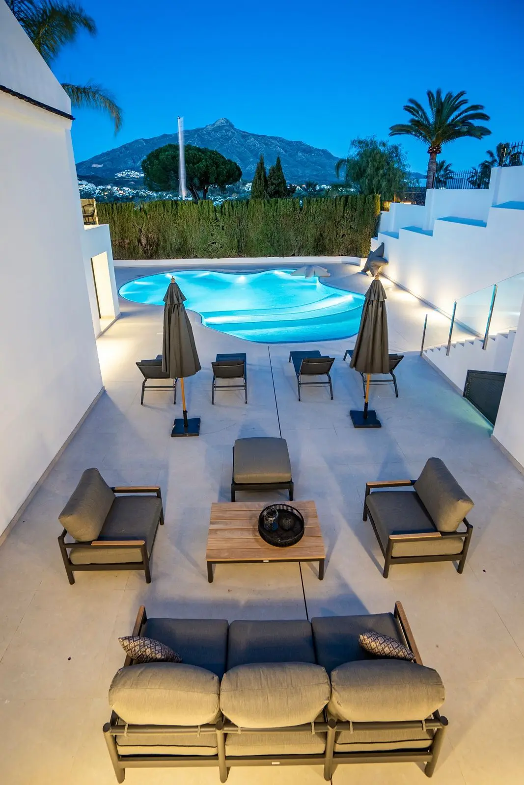 Detached Villa in Nueva Andalucía