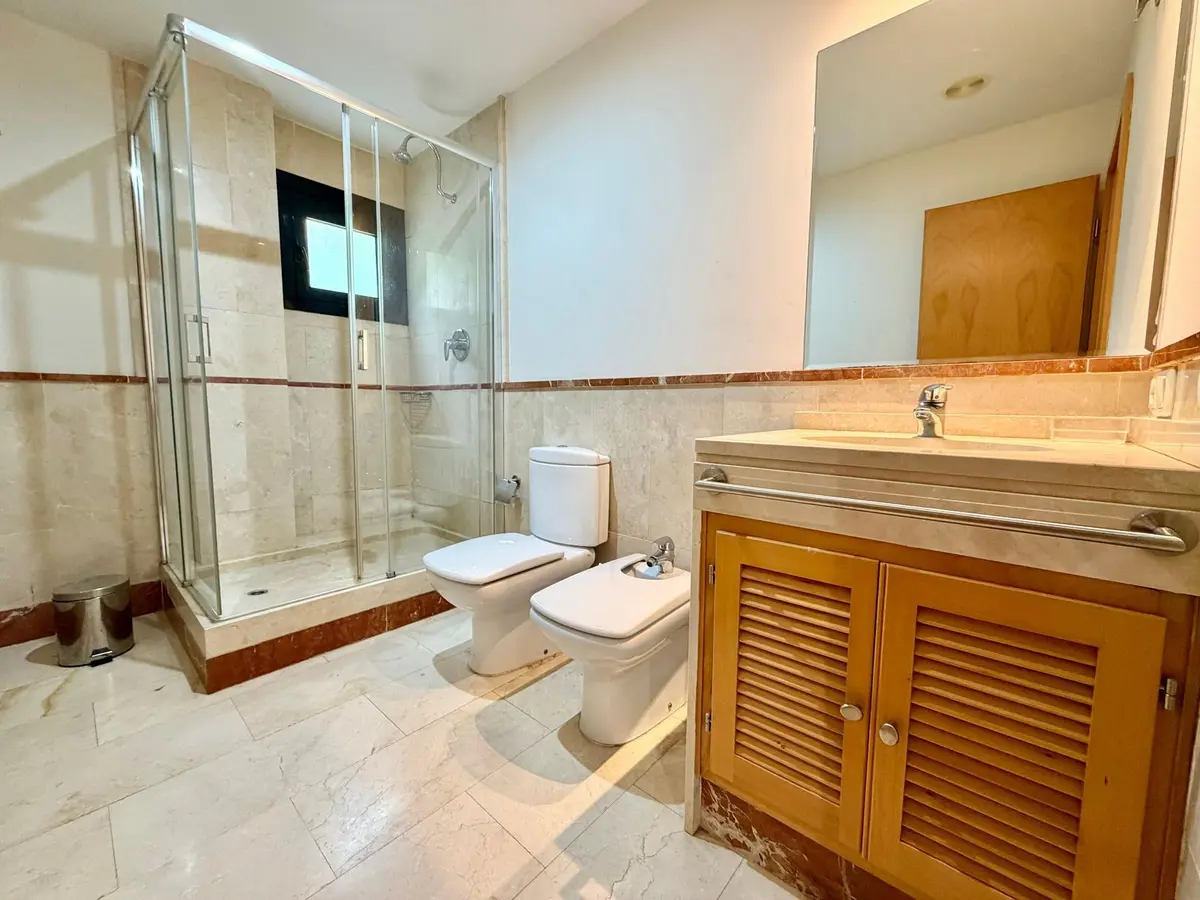 Top Floor Apartment in Puerto Banús