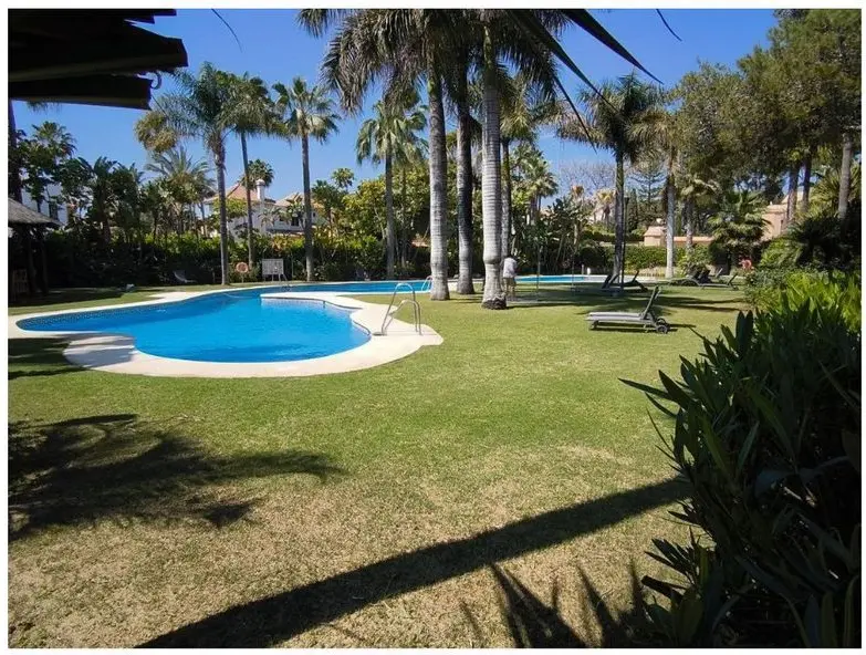 Top Floor Apartment in Puerto Banús