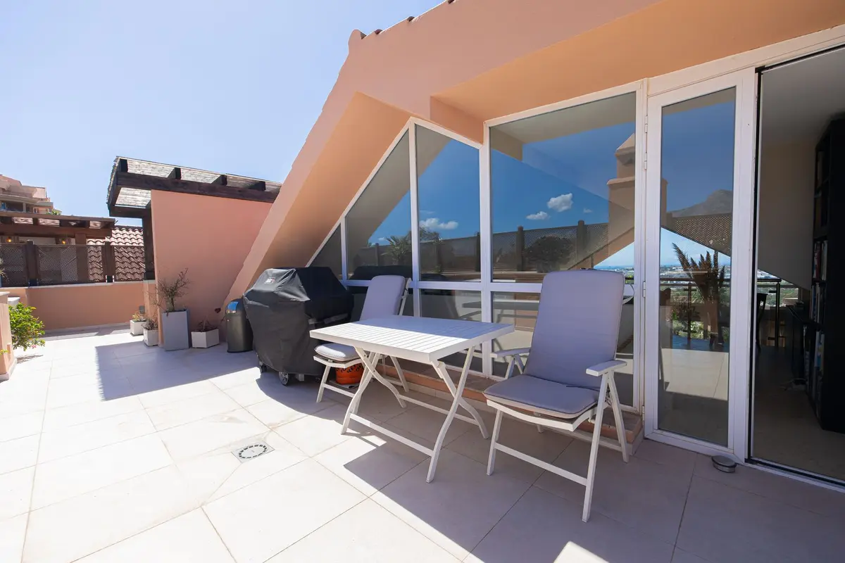 Penthouse Duplex in Nueva Andalucía