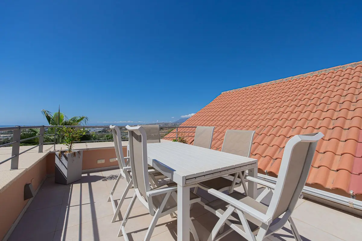 Penthouse Duplex in Nueva Andalucía