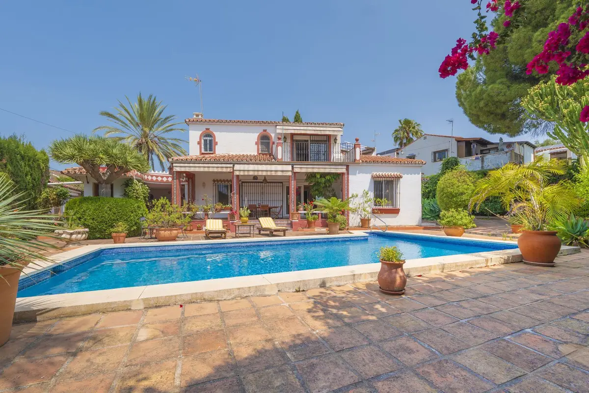Detached Villa in Marbella