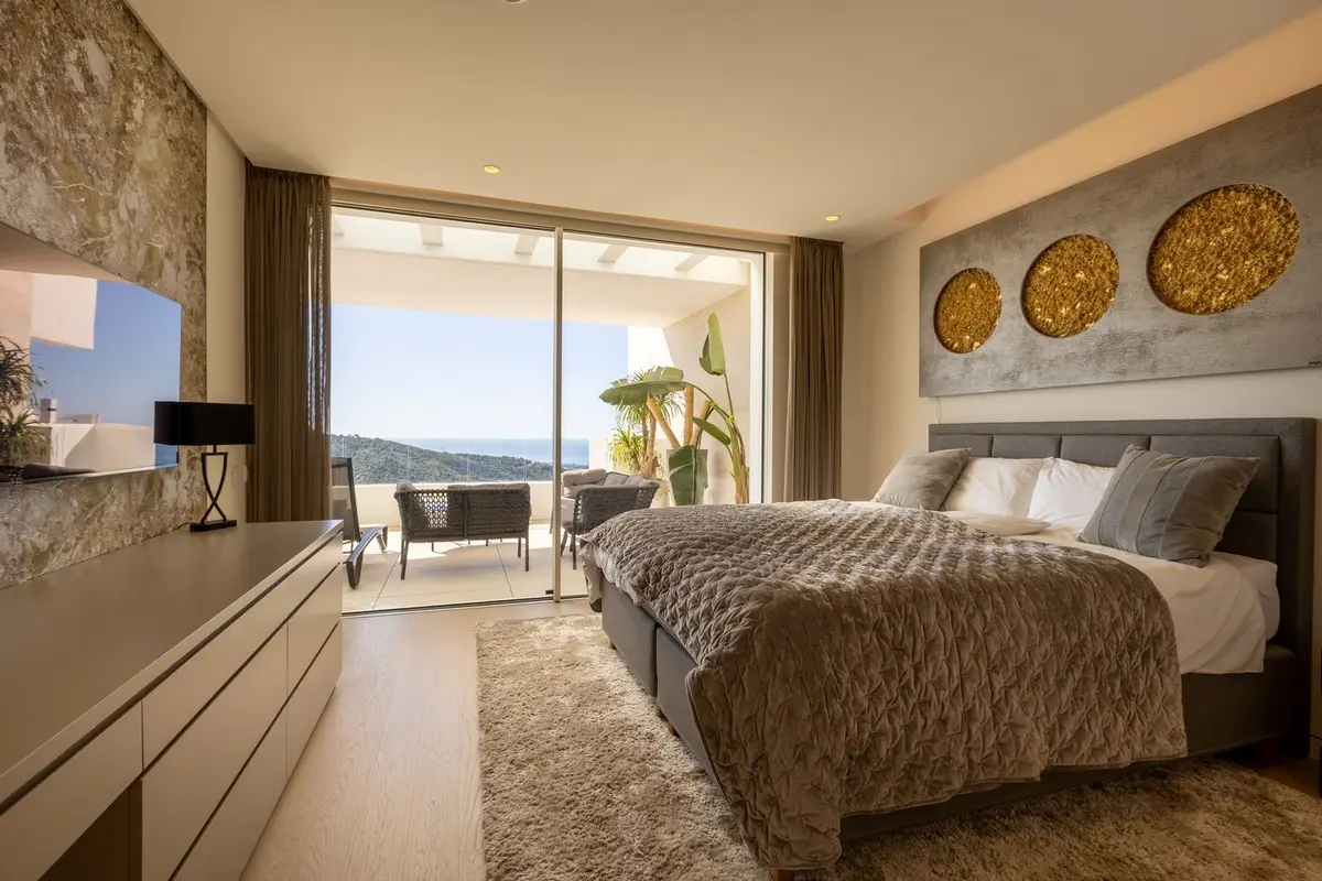 Middle Floor Apartment in Marbella