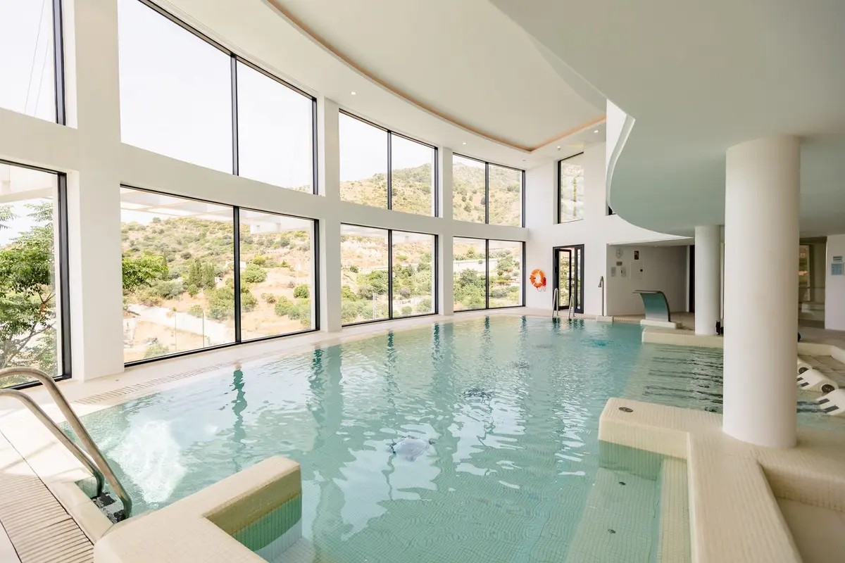 Middle Floor Apartment in Marbella