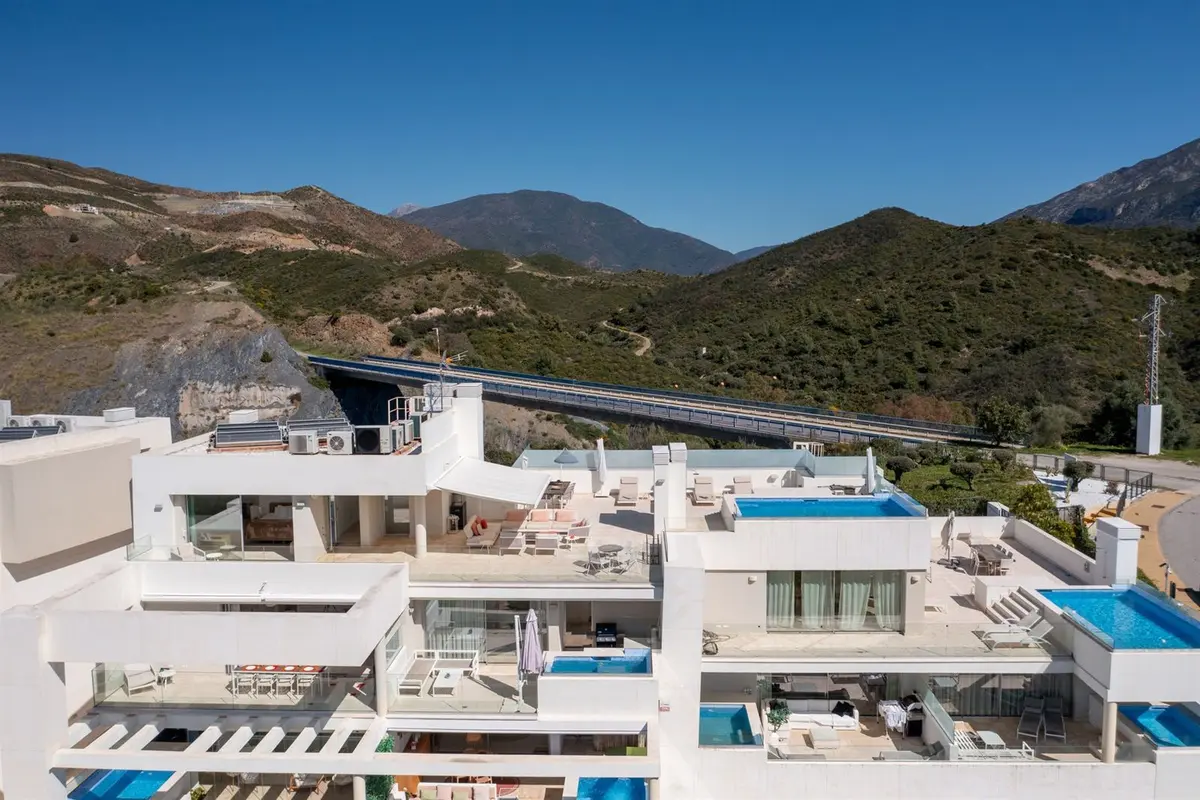 Penthouse Duplex in Nueva Andalucía