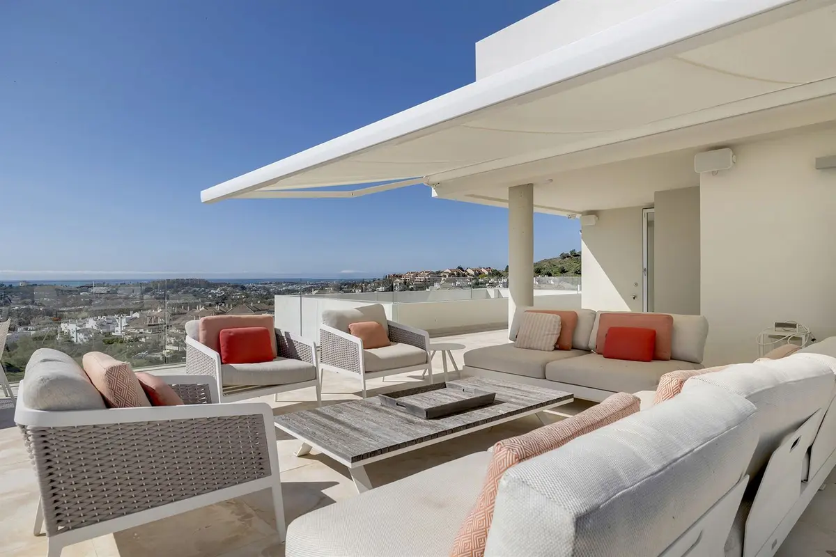 Penthouse Duplex in Nueva Andalucía