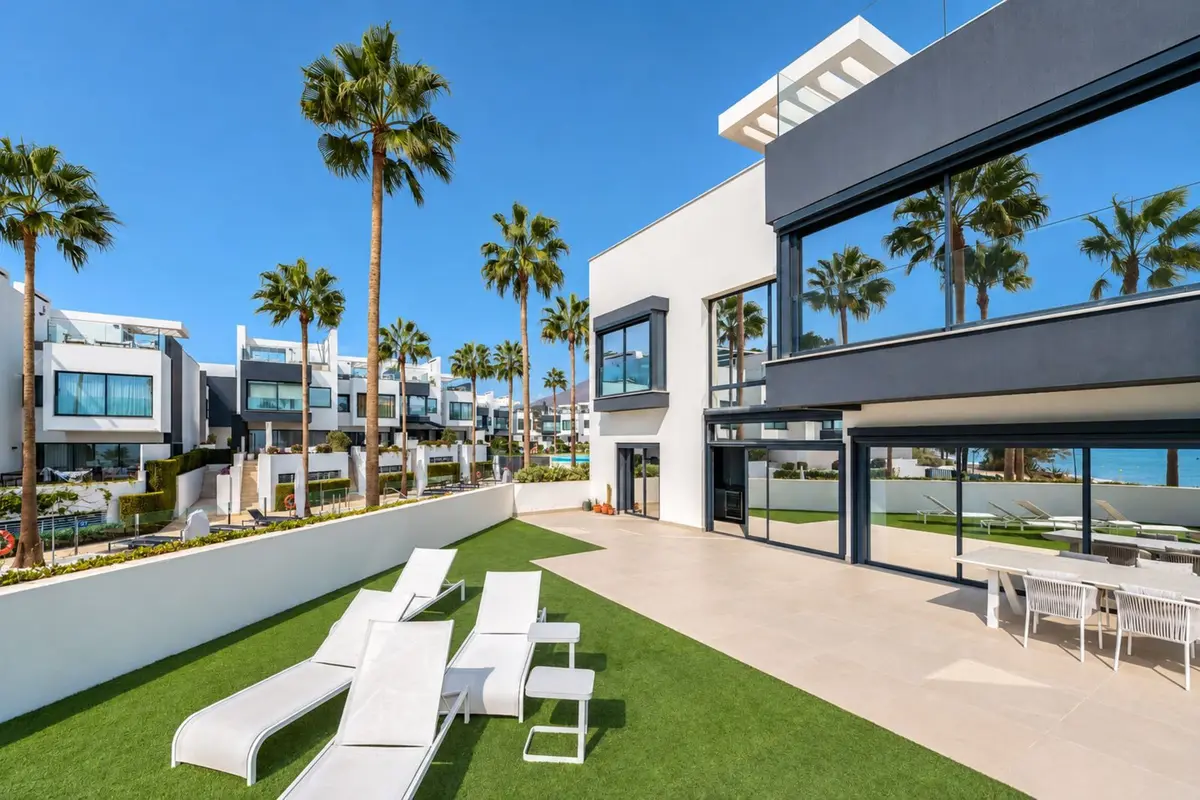 Semi-Detached House in Estepona