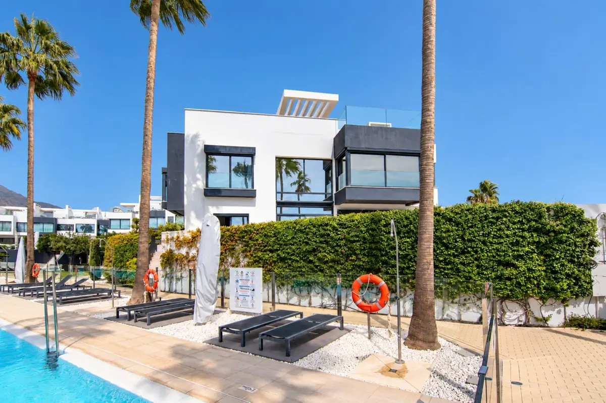 Semi-Detached House in Estepona