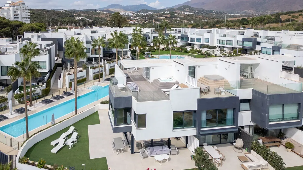Semi-Detached House in Estepona