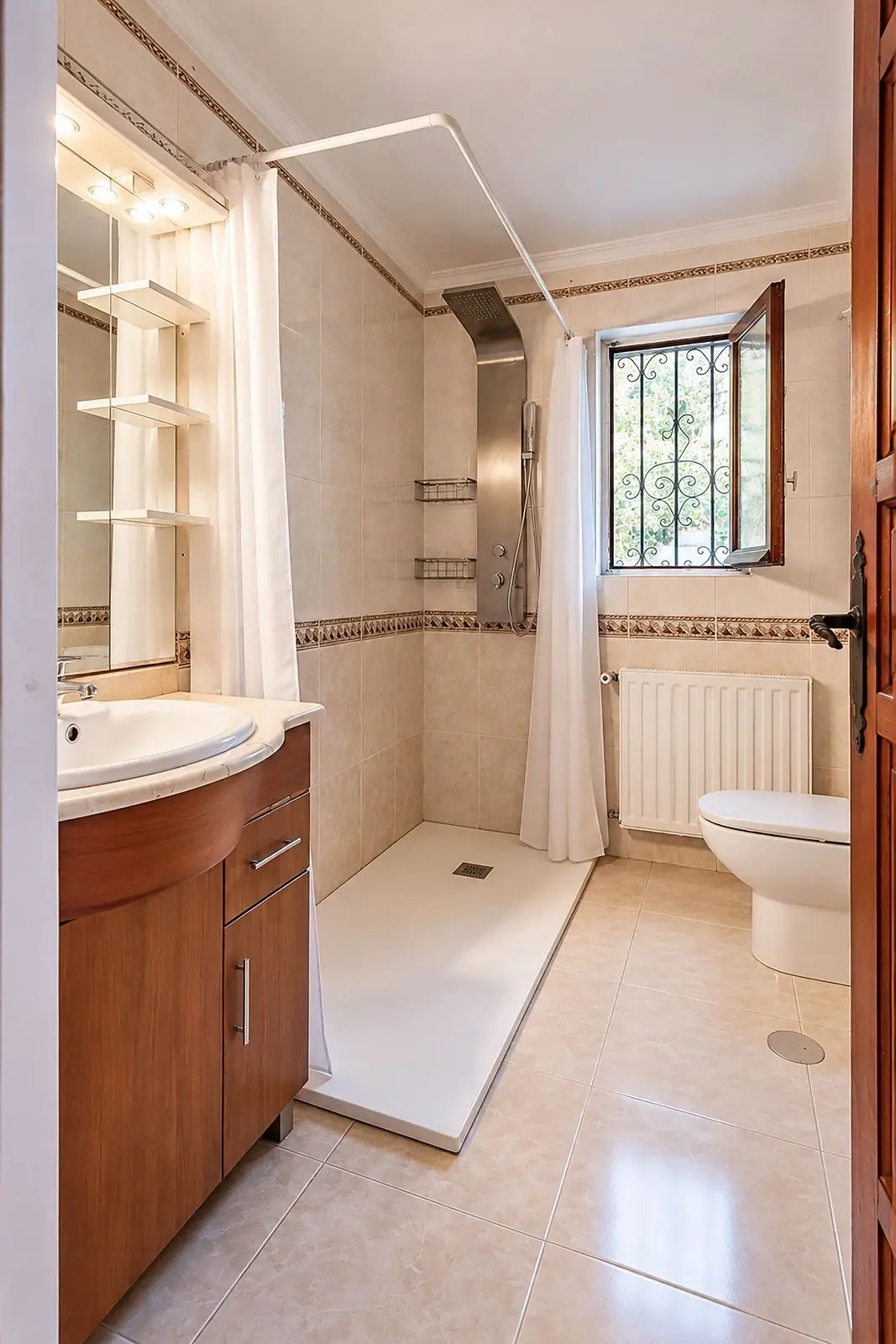 Detached Villa in Elviria