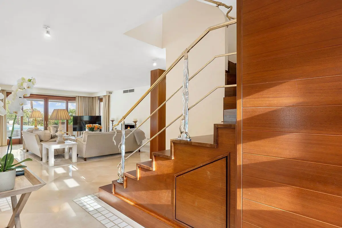Detached Villa in Nueva Andalucía