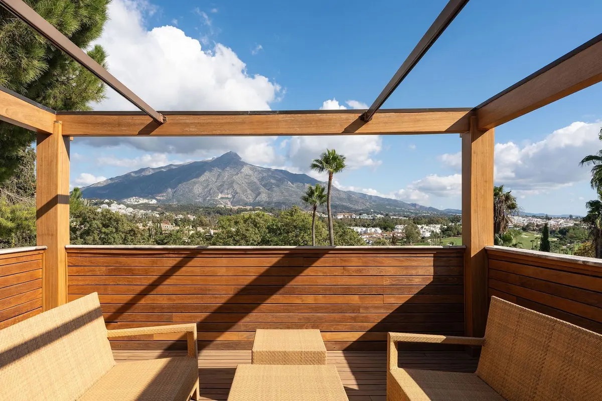 Detached Villa in Nueva Andalucía