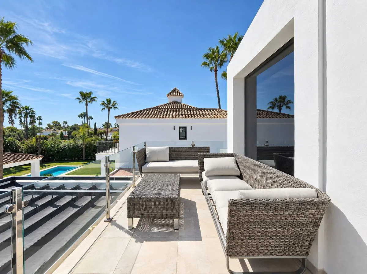 Detached Villa in Nueva Andalucía