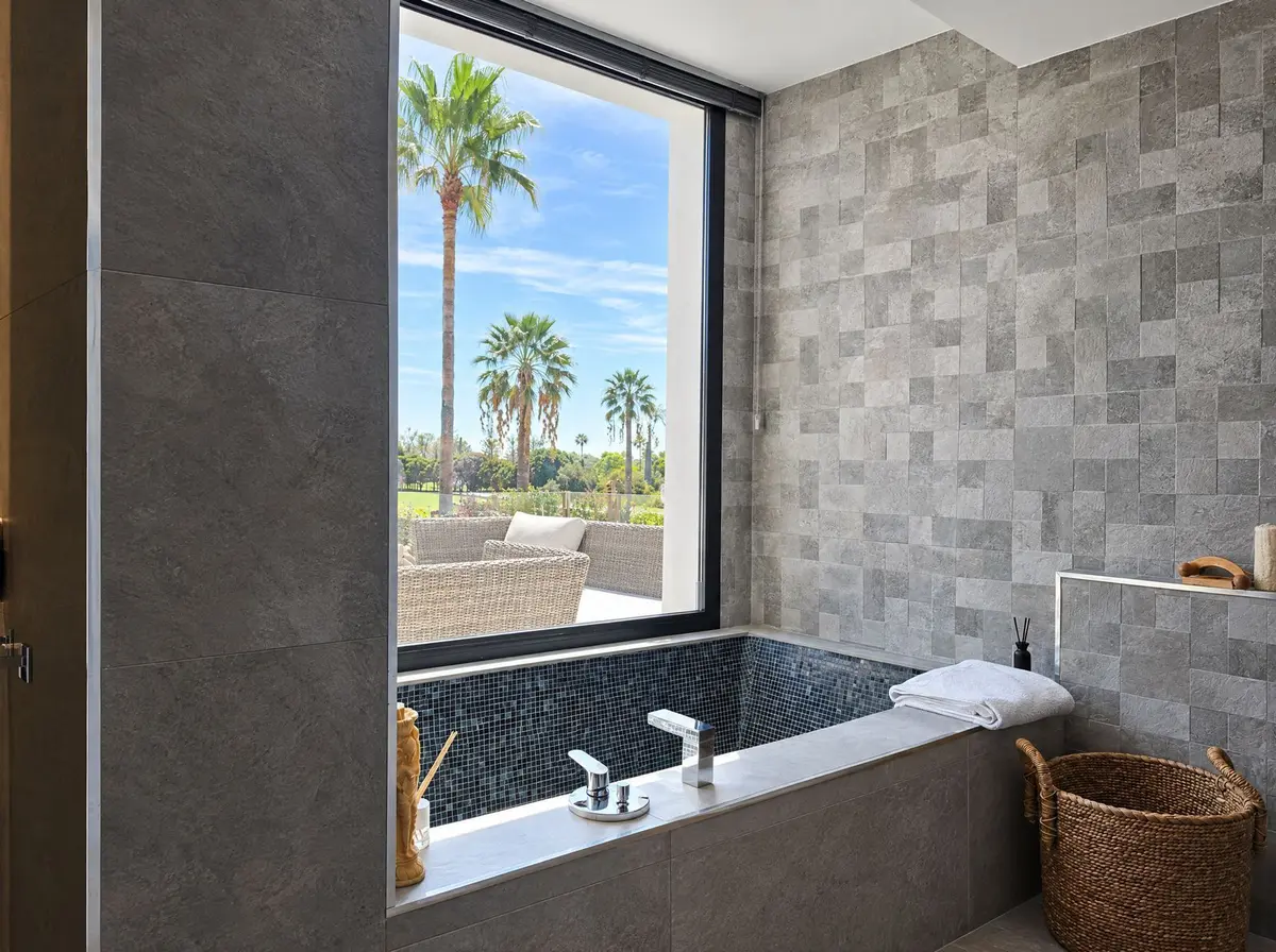 Detached Villa in Nueva Andalucía