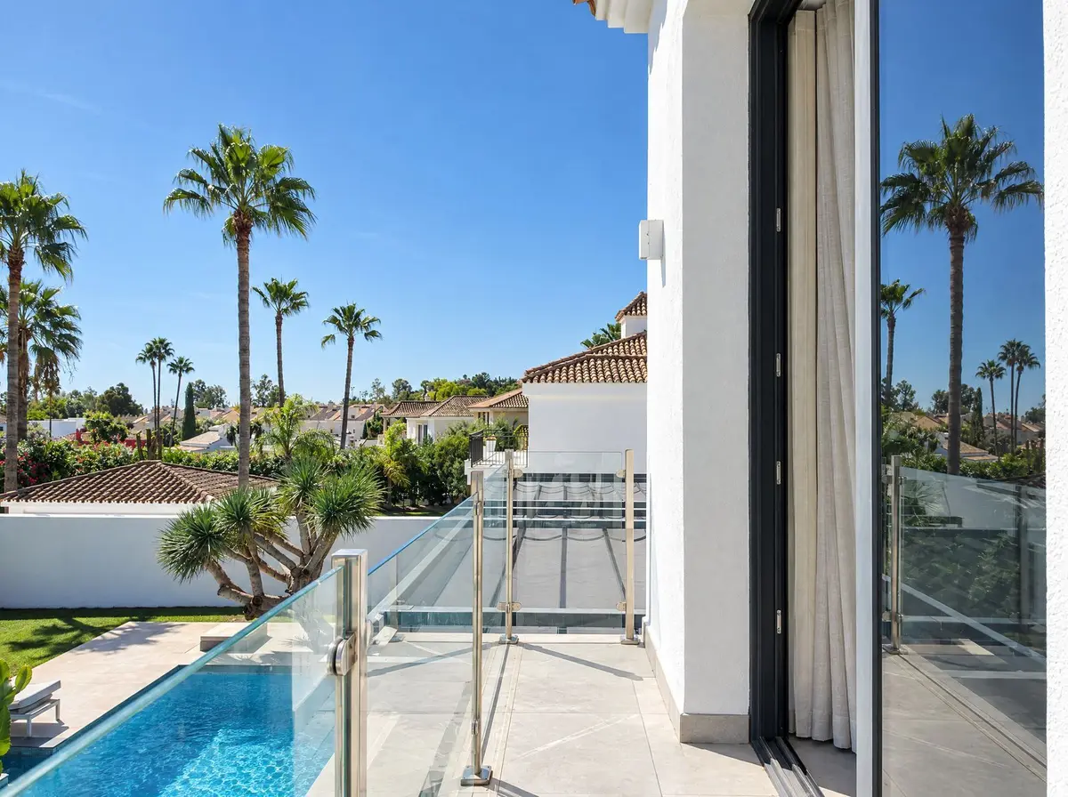 Detached Villa in Nueva Andalucía