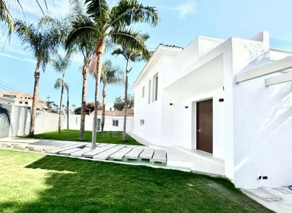 Detached Villa in Marbella