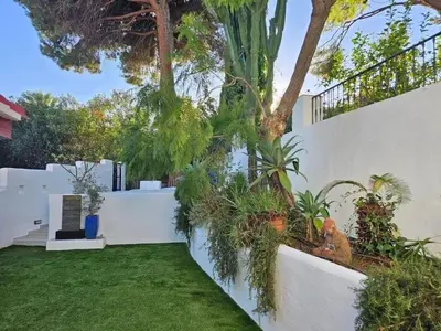 Renovated Townhouse in Sierra Blanca, Marbella