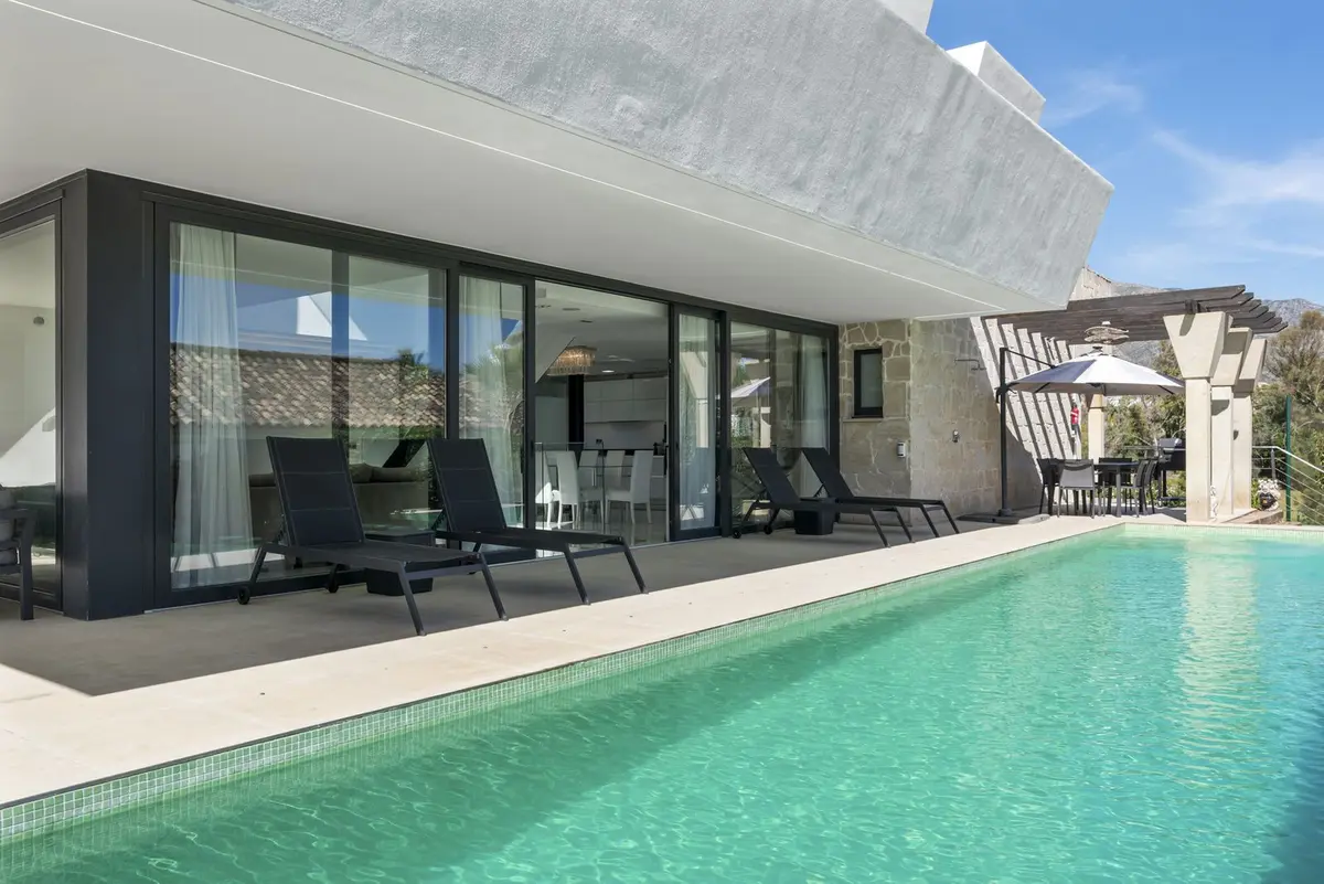 Detached Villa in Nueva Andalucía