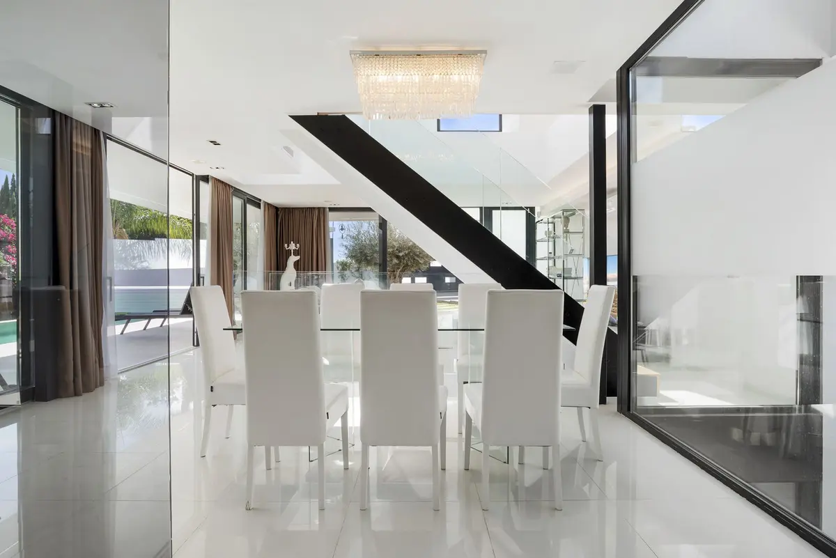 Detached Villa in Nueva Andalucía