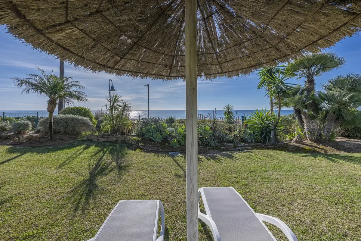 Middle Floor Apartment in Estepona