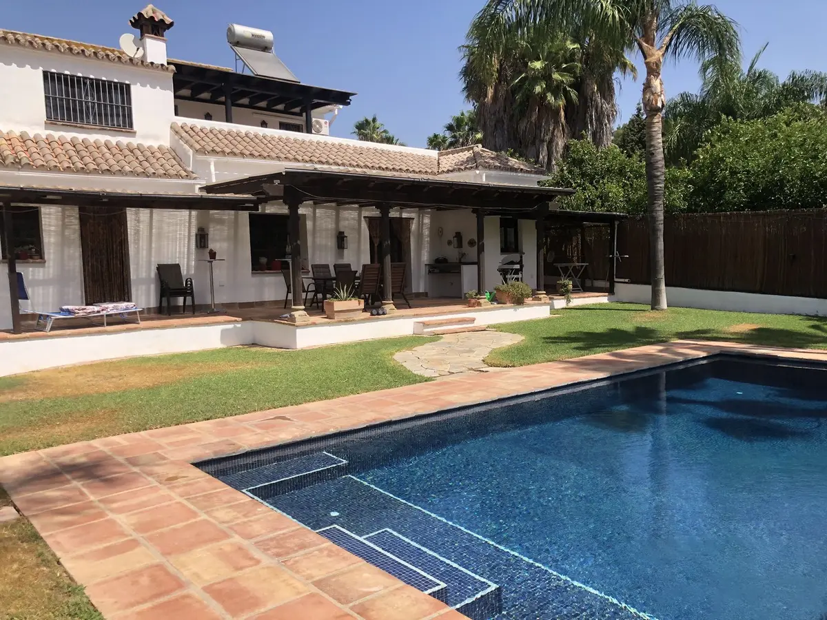 Finca - Cortijo in Estepona