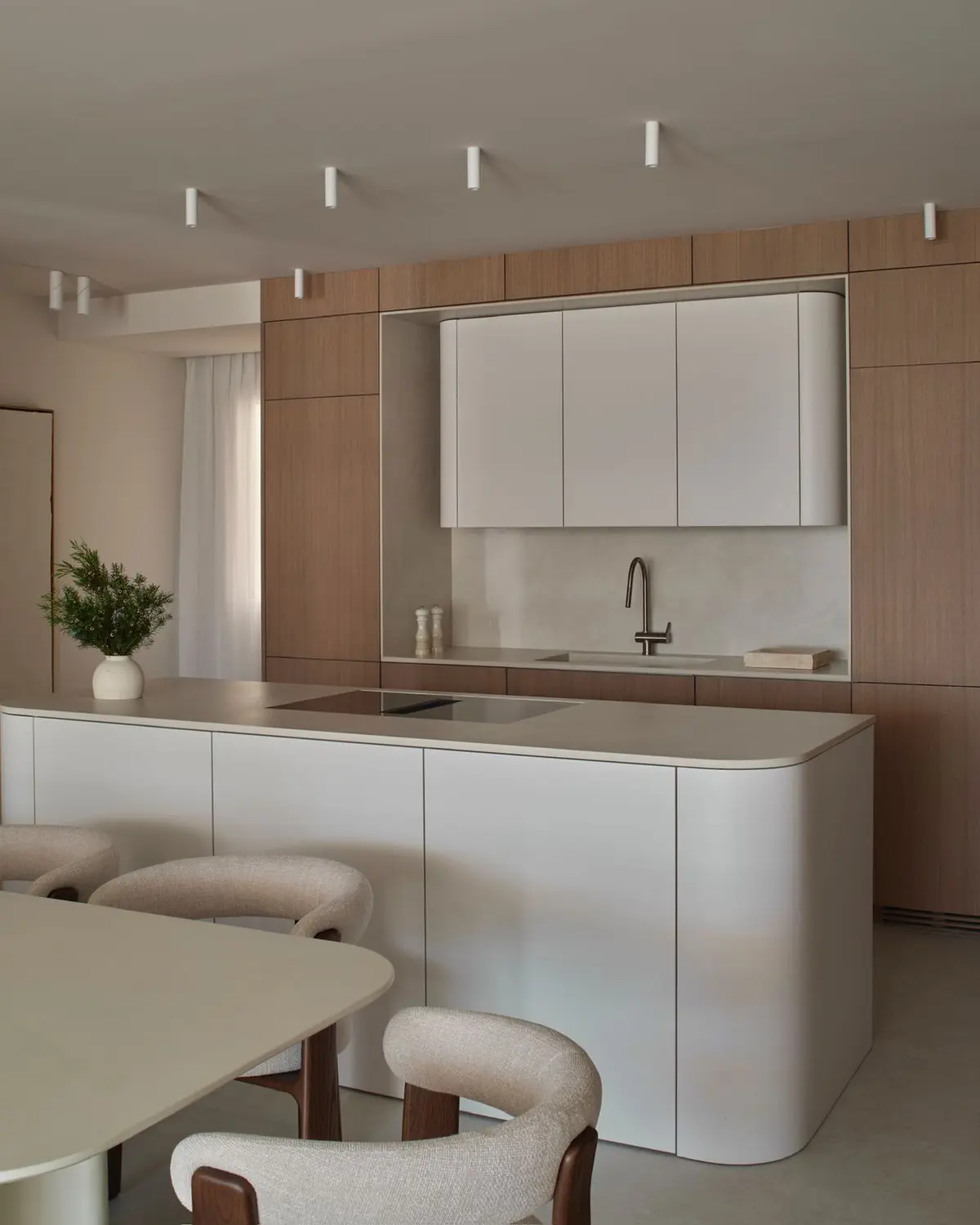Middle Floor Apartment in Puerto Banús