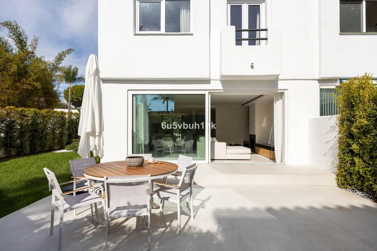 Townhouse in Estepona
