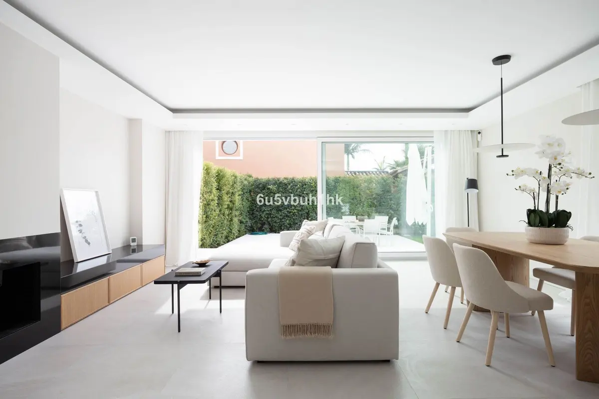 Townhouse in Estepona