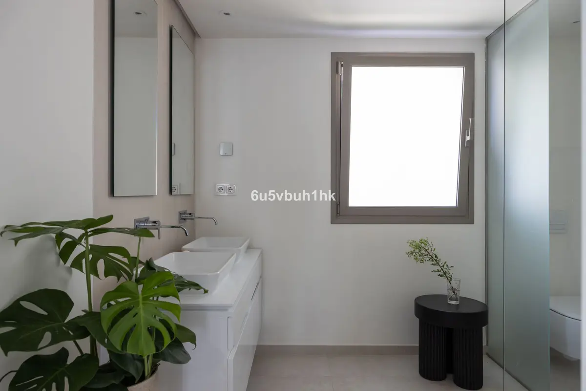Penthouse Duplex in Nueva Andalucía
