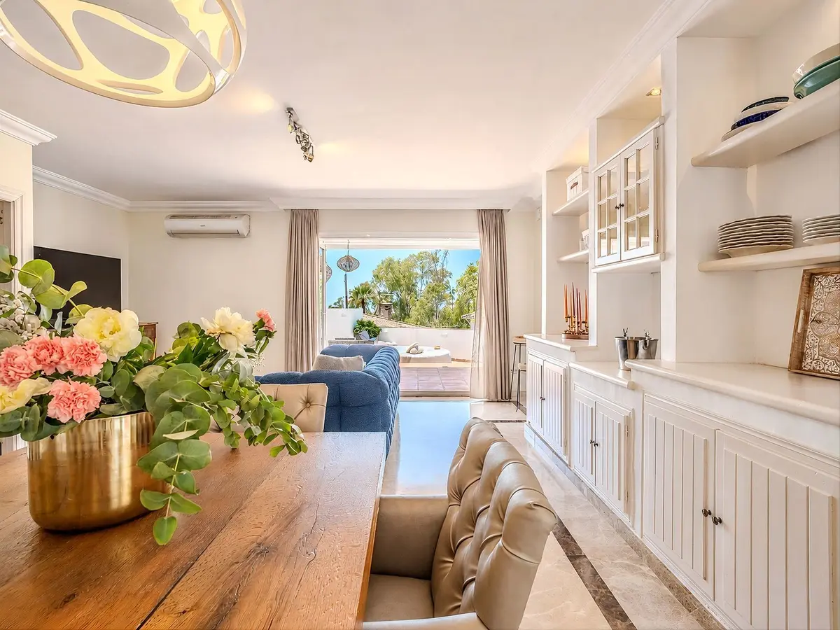 Detached Villa in Nueva Andalucía