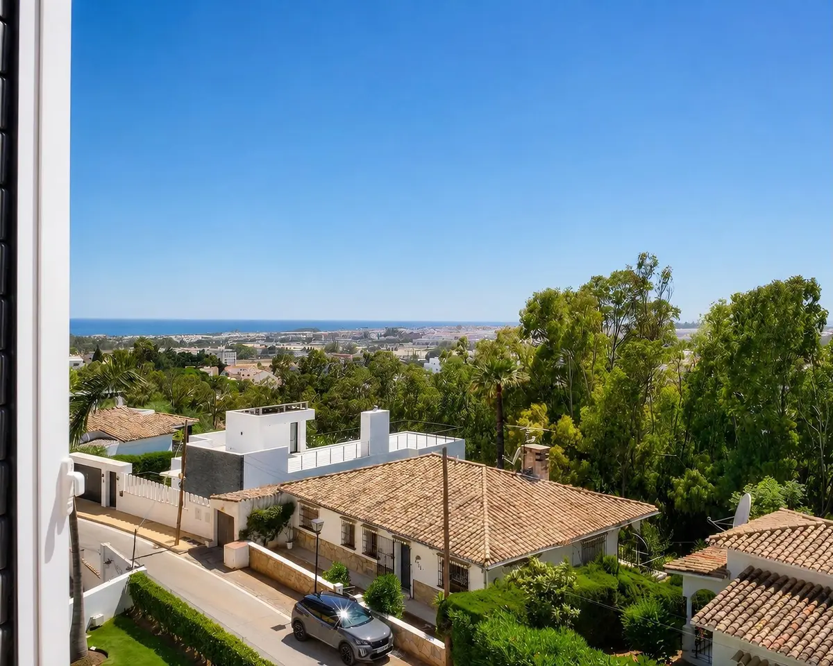 Detached Villa in Nueva Andalucía
